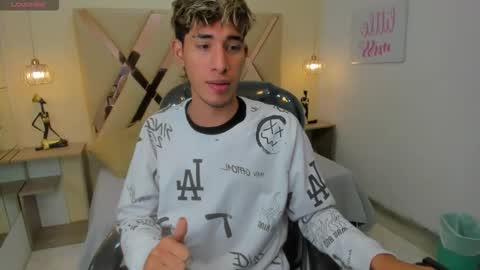 Snapshot of ferphoenix_ chatting on November 2025 04:21:01 AM FER PHOENIX online show from November 2025 04:21:01 AM