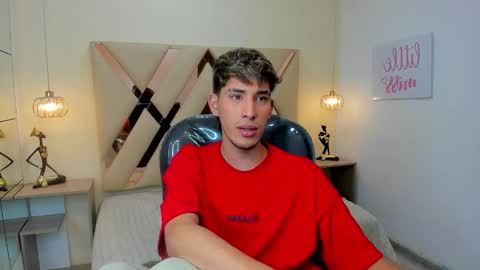 FER PHOENIX online show from December 2025 04:32:01 AM