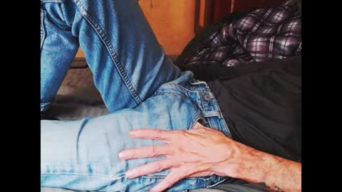 ferra_testarossa online show from December 2024 03:00:02 AM