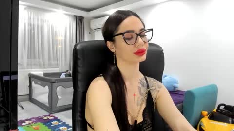 Snapshot of fetishcatalea chatting on January 2025 07:02:02 PM Catalea DM online show from January 2025 07:02:02 PM