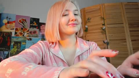 Snapshot of fetishrey chatting on December 2024 11:55:01 AM Rey online show from December 2024 11:55:01 AM