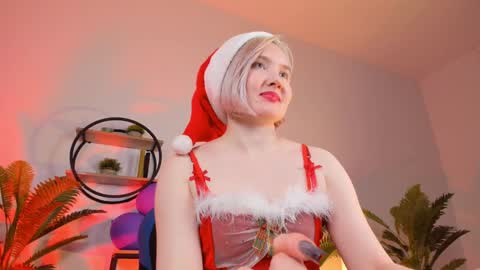 Snapshot of fetishrey chatting on December 2024 05:55:02 PM Rey online show from December 2024 05:55:02 PM