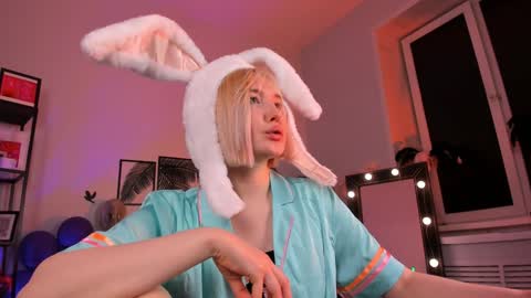 Snapshot of fetishrey chatting on December 2024 06:05:01 PM Rey online show from December 2024 06:05:01 PM