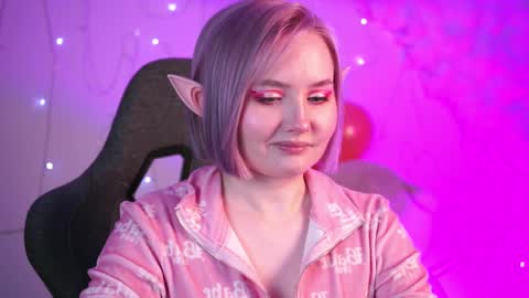 Snapshot of fetishrey chatting on February 2025 11:42:02 AM Rey online show from February 2025 11:42:02 AM