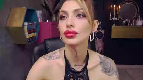 Sarah online show from January 2025 07:24:01 PM