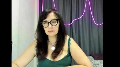 Milana online show from November 2025 05:13:02 AM