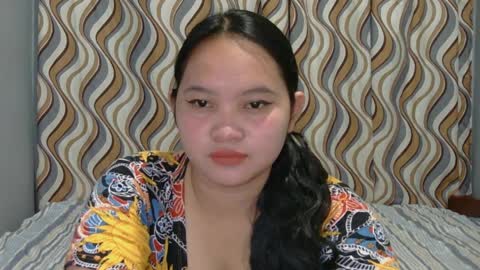 Snapshot of fhwilloughbyxx chatting on April 2026 12:02:01 PM fhwilloughbyxx online show from April 2026 12:02:01 PM