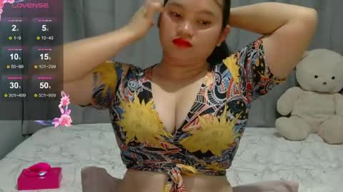 Snapshot of fhwilloughbyxx chatting on April 2026 10:40:02 AM fhwilloughbyxx online show from April 2026 10:40:02 AM