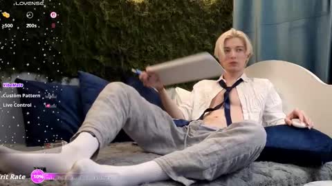 Thomas online show from November 2025 02:52:02 PM