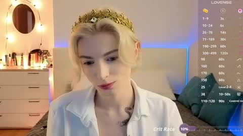 Snapshot of fiachand chatting on April 2026 01:11:01 PM Thomas online show from April 2026 01:11:01 PM