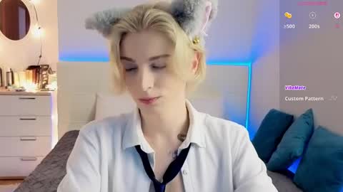 Snapshot of fiachand chatting on April 2026 12:20:02 PM Thomas online show from April 2026 12:20:02 PM