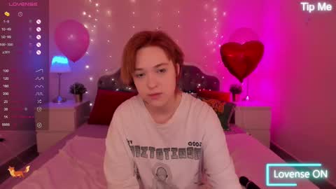 fiamoory online show from March 2025 11:25:02 AM