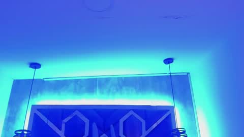   online show from February 2025 11:20:01 AM