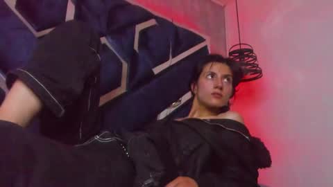   online show from March 2025 05:49:01 PM