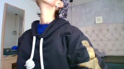   online show from September 2025 12:18:01 PM