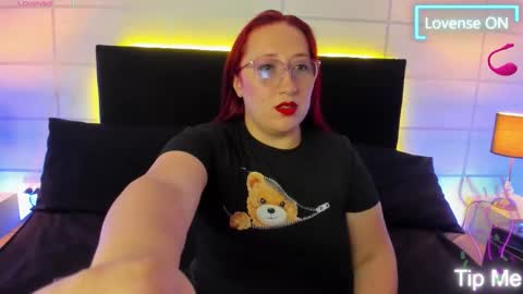 Luciana online show from October 2025 04:02:01 AM