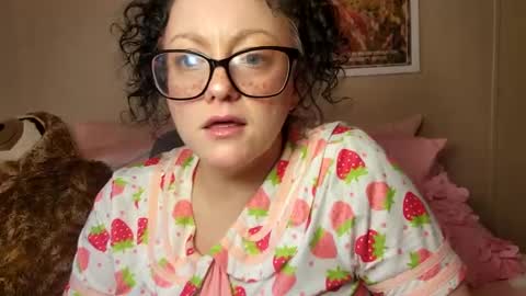 fieryminx67 online show from September 2025 05:24:02 PM