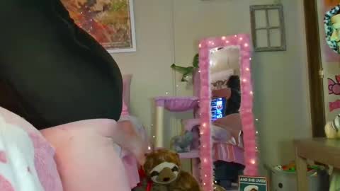 fieryminx67 online show from September 2025 08:41:02 AM