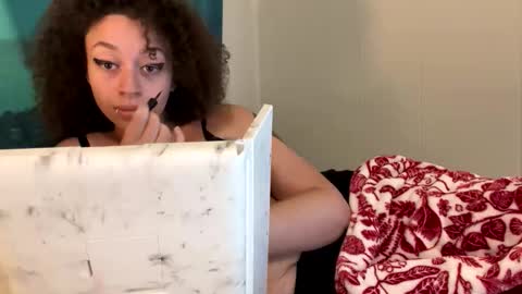 Snapshot of fiestry chatting on May 2026 06:25:01 PM Goddess Fiestry online show from May 2026 06:25:01 PM