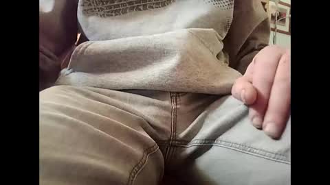 fifi010203 online show from November 2025 07:52:02 AM