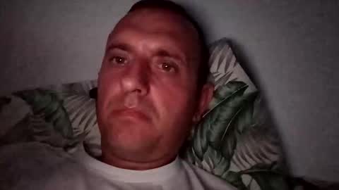 Snapshot of figonik chatting on October 2025 07:53:02 PM Nick online show from October 2025 07:53:02 PM