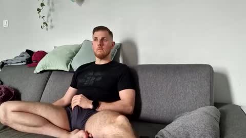 fiolkamil online show from April 2026 09:34:02 AM