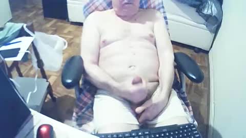 Snapshot of filhober chatting on October 2025 12:36:01 AM filhober online show from October 2025 12:36:01 AM