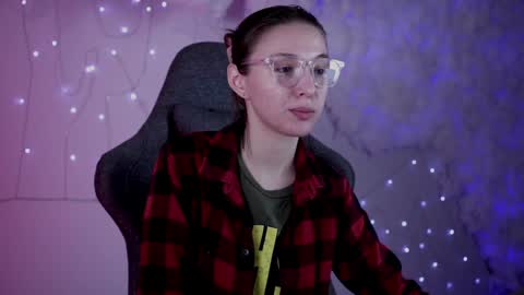 cap and Lana  online show from January 2025 07:49:01 AM