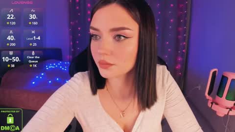 LEEN online show from February 2025 09:15:01 PM