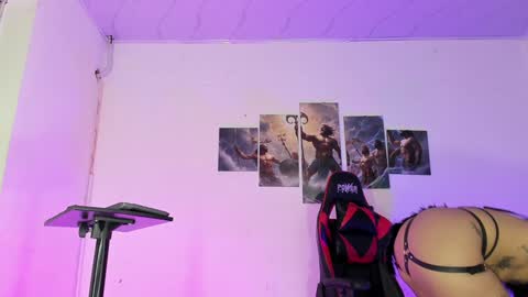 Snapshot of filletatouee chatting on January 2025 01:17:01 AM filletatouee online show from January 2025 01:17:01 AM