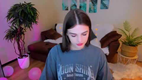 Amanda online show from March 2025 04:13:02 PM