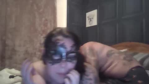 FindOurLimit online show from November 2025 11:27:02 PM