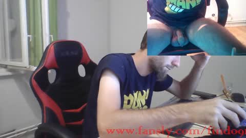 Snapshot of findo1991 chatting on February 2025 03:53:01 AM Jane and Findo online show from February 2025 03:53:01 AM