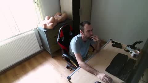 Snapshot of findo1991 chatting on March 2025 04:15:02 AM Jane and Findo online show from March 2025 04:15:02 AM