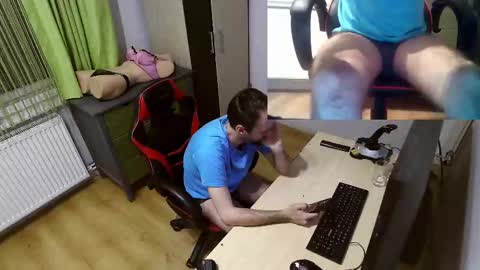 Snapshot of findo1991 chatting on March 2025 09:40:02 PM Jane and Findo online show from March 2025 09:40:02 PM