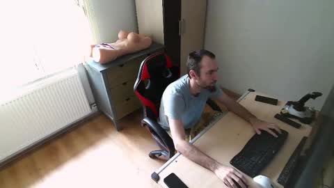 Snapshot of findo1991 chatting on March 2025 09:43:01 AM Jane and Findo online show from March 2025 09:43:01 AM