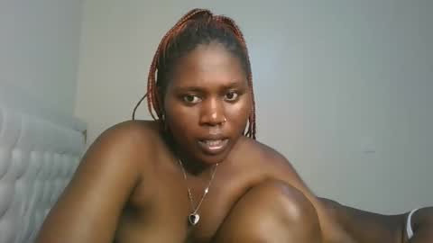 Snapshot of fine_melanie chatting on October 2025 02:45:02 AM melanie online show from October 2025 02:45:02 AM