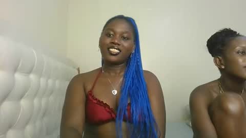 Snapshot of fine_melanie chatting on November 2025 10:47:02 AM melanie online show from November 2025 10:47:02 AM