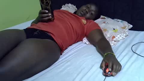 Snapshot of fine_nes chatting on February 2025 06:01:01 AM fine_nes online show from February 2025 06:01:01 AM