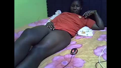 Snapshot of fine_nes chatting on February 2025 06:28:01 AM fine_nes online show from February 2025 06:28:01 AM