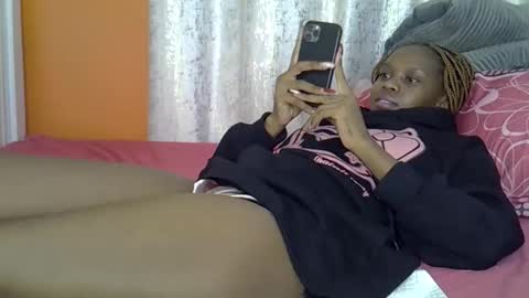 fine_queen12 online show from April 2026 09:42:01 PM