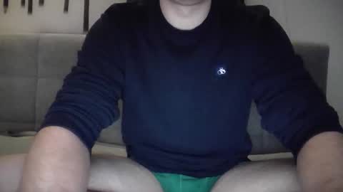 Snapshot of finn_99 chatting on November 2025 01:39:01 PM Finn online show from November 2025 01:39:01 PM