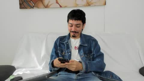 Snapshot of finn_jackson chatting on April 2026 08:31:01 PM finn_jackson online show from April 2026 08:31:01 PM