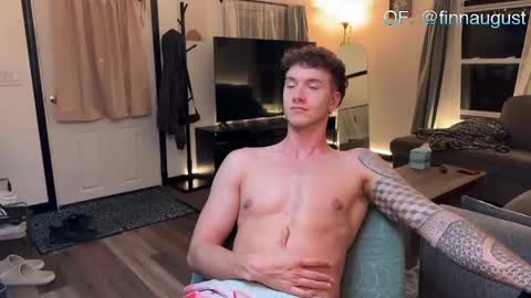 Snapshot of finnaugust chatting on October 2025 12:08:02 AM Finn August online show from October 2025 12:08:02 AM