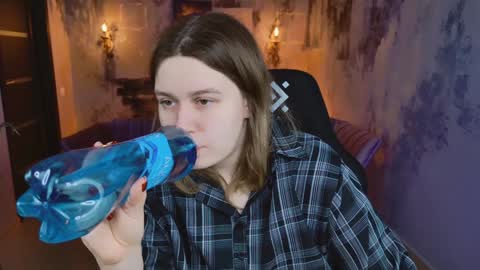 fiora online show from February 2025 05:10:02 AM