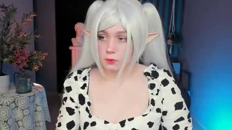 fiora online show from November 2025 07:03:02 AM