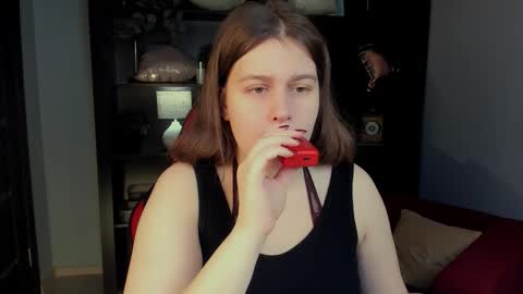 Snapshot of fioramarmoris chatting on February 2026 05:30:01 AM fiora online show from February 2026 05:30:01 AM