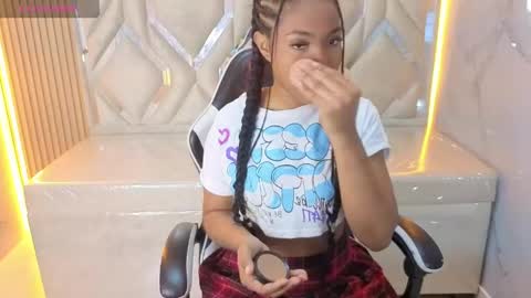 Snapshot of fioret_tx chatting on May 2026 12:34:01 PM Online 800 to 1400 online show from May 2026 12:34:01 PM