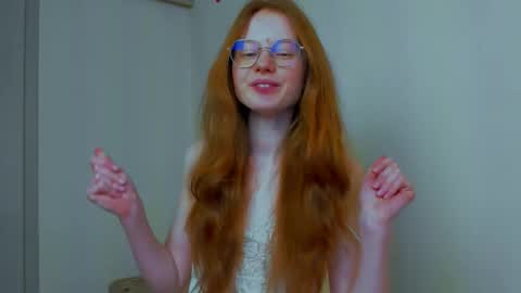 Snapshot of fire_luna chatting on March 2026 05:25:02 AM fire_luna online show from March 2026 05:25:02 AM