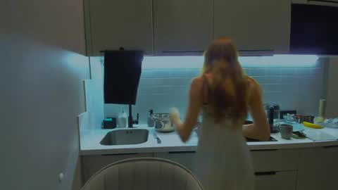 Snapshot of fire_luna chatting on April 2026 10:10:02 PM fire_luna online show from April 2026 10:10:02 PM